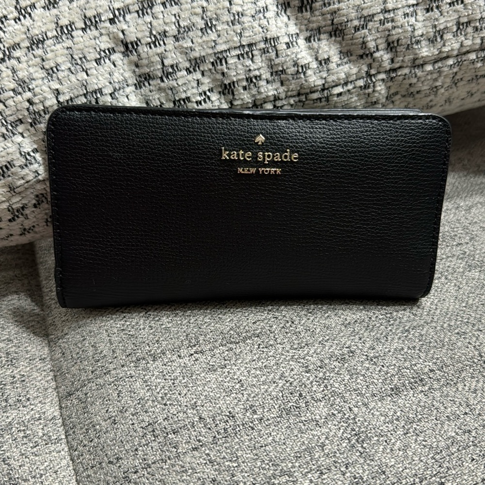 EUC Kate Spade Slim Bifold Wallet